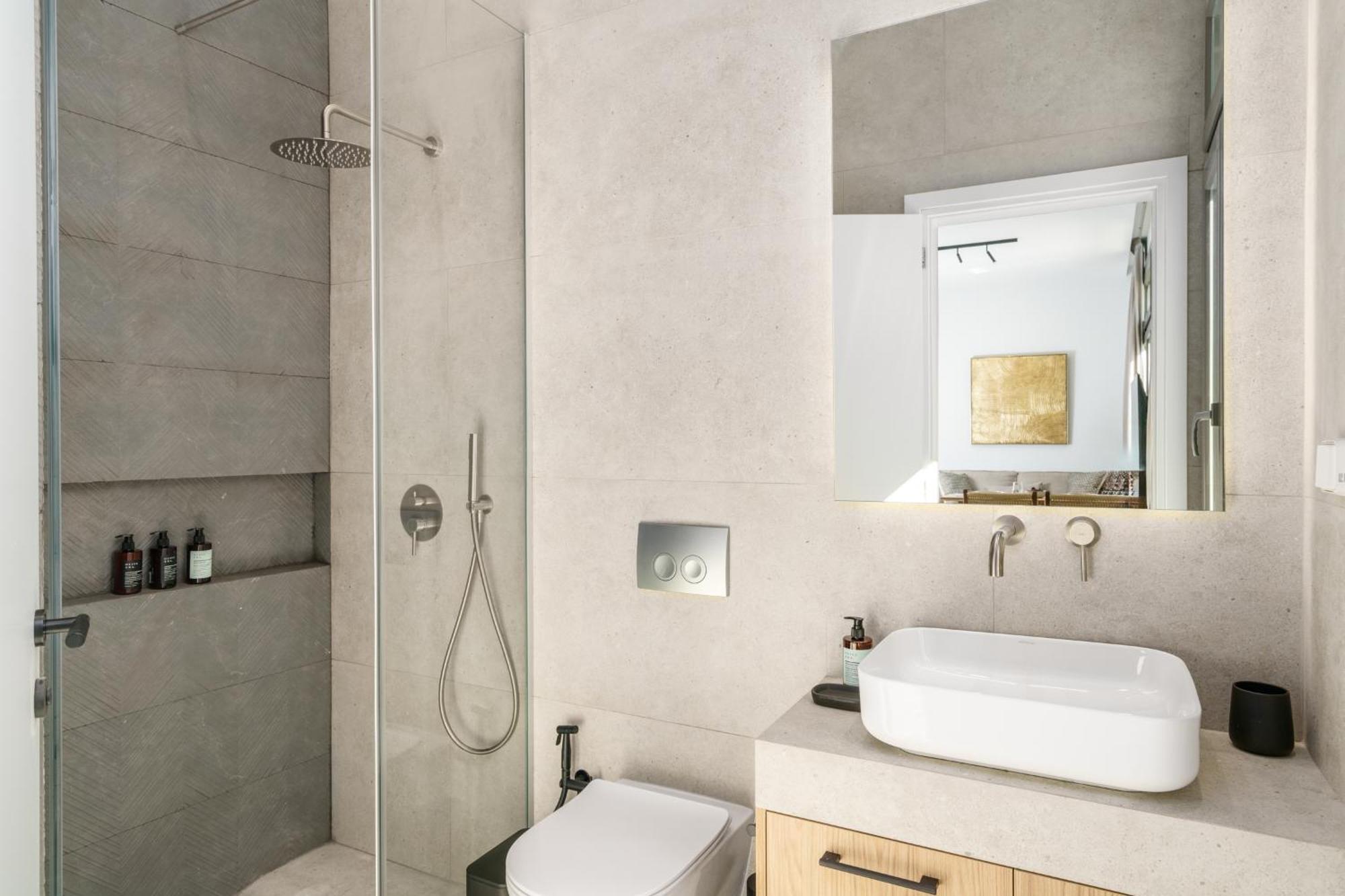 העיירה רתימנו The Old Distillery - Premium Suites מראה חיצוני תמונה